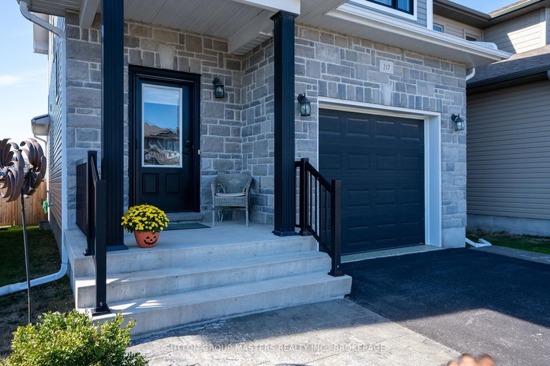 217 Holden St, Kingston, K7P 0L1 | Image 2