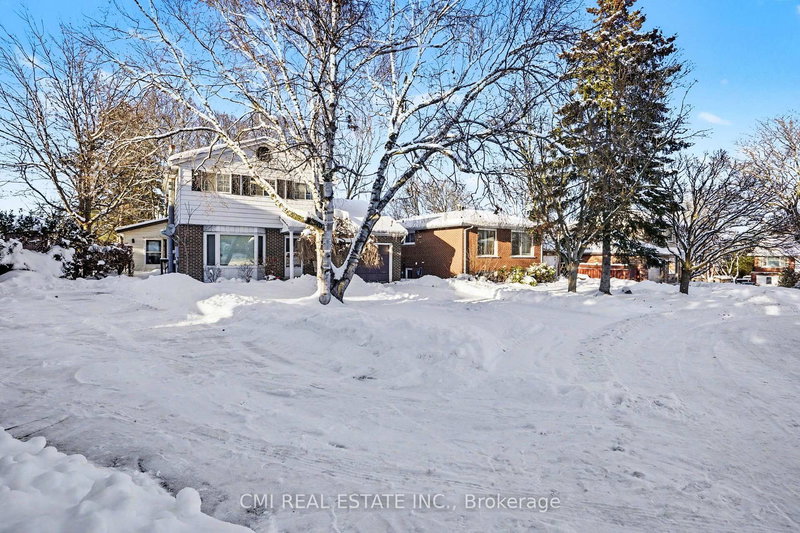 360 Culpepper Pl, Waterloo, N2L 5L3 | Image 2