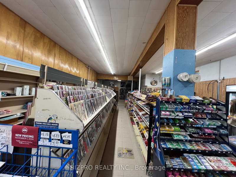 151 Muskoka Rd S, Gravenhurst, P1P 1X3 | Image 3