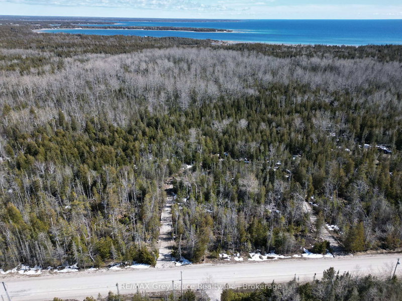 31 Baise Ave, Northern Bruce Peninsula, N0H 2R0 | Image 3