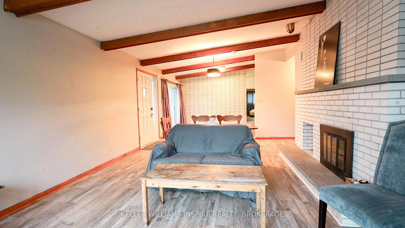 36 Van Order Dr, Kingston, K7M 1B7 | Image 2