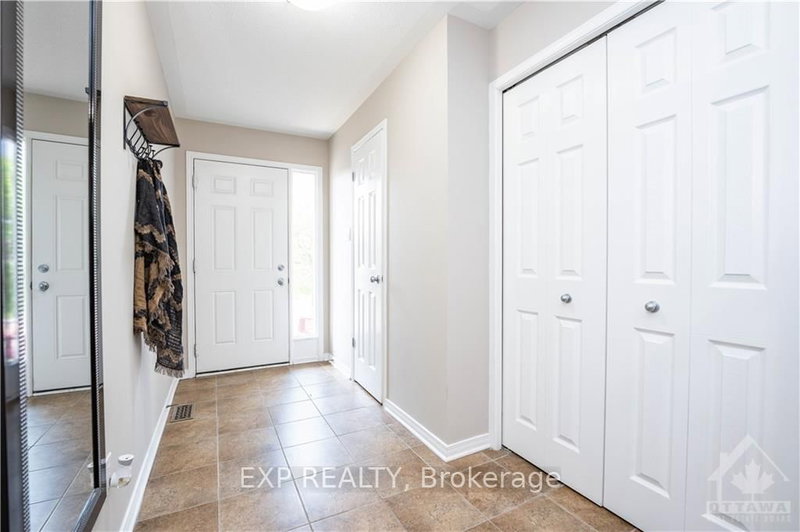 504 BARHOLM Private, Ottawa, K4B 1H9 | Image 3
