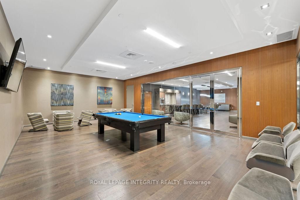 101 Queen Street, Unit 802 - Photo 18