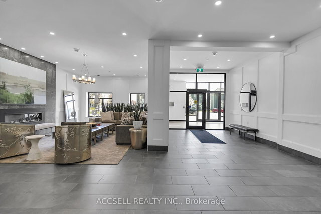 902 - 260 Villagewalk Boulevard