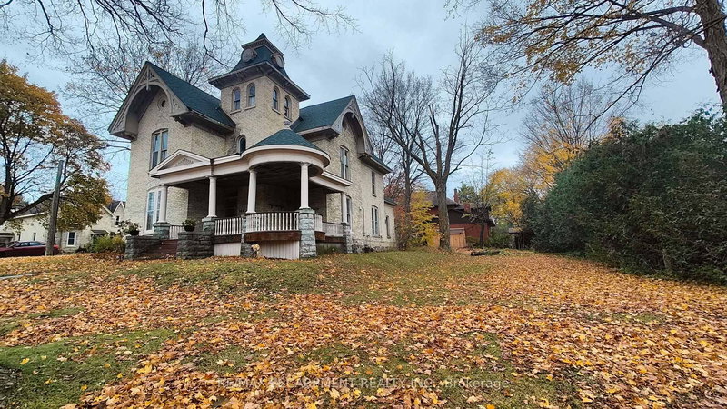 104 PATRICK St E, North Huron, N0G 2W0 | Image 2