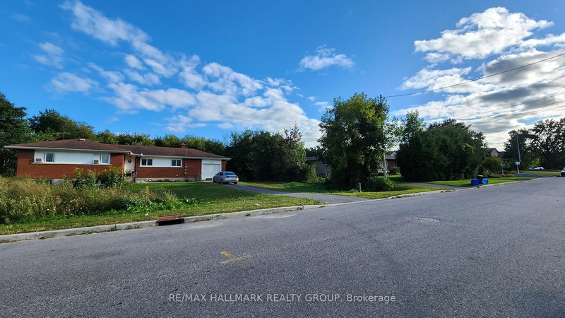 1570-1580 GOTH Ave, Ottawa, K1T 1E4 | Image 2