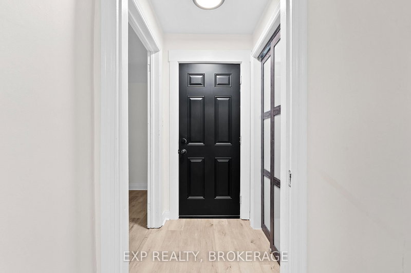 1 - 493 COLLEGE St, Kingston, K7L 4M8 | Image 3