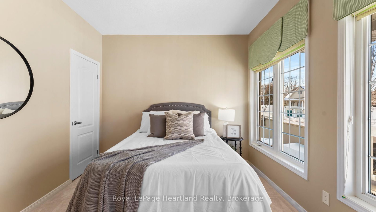 23 Stornoway Crescent • Huron East, ON photo 19