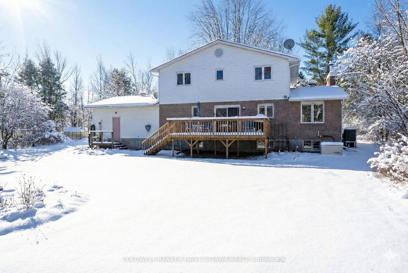 3900 Stonecrest Rd, Ottawa, K0A 3M0 | Image 3
