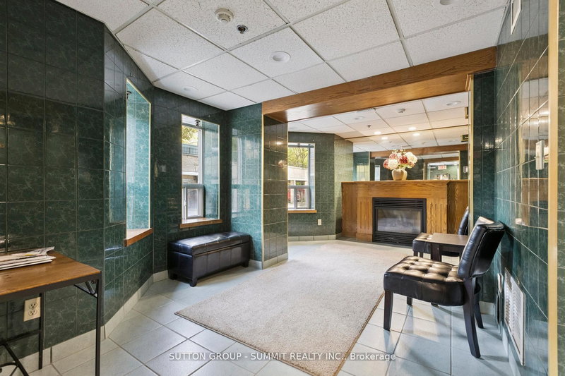 401 - 281 Bristol St, Guelph, N1H 8J3 | Image 2