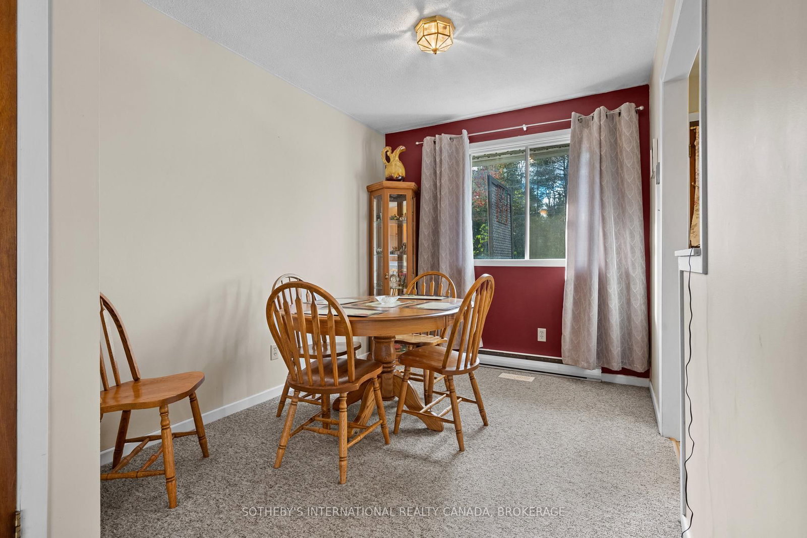 638 Thousand Islands Pky Parkway • Front of Leeds & Seeleys Bay, ON photo 11