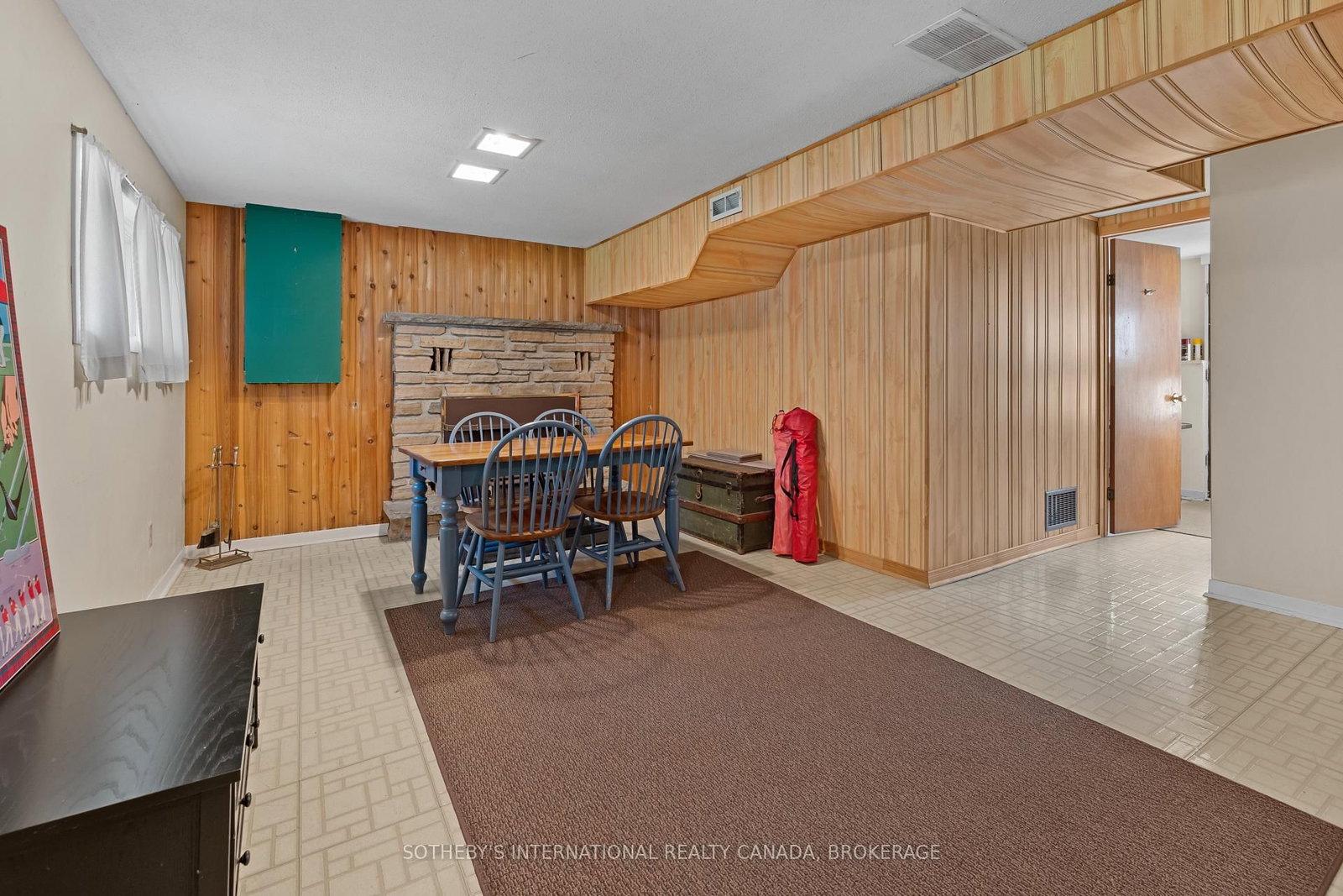 638 Thousand Islands Pky Parkway • Front of Leeds & Seeleys Bay, ON photo 20