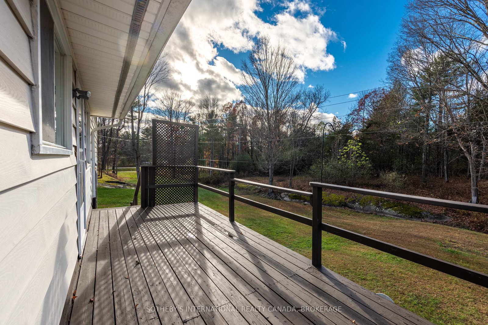 638 Thousand Islands Pky Parkway • Front of Leeds & Seeleys Bay, ON photo 29