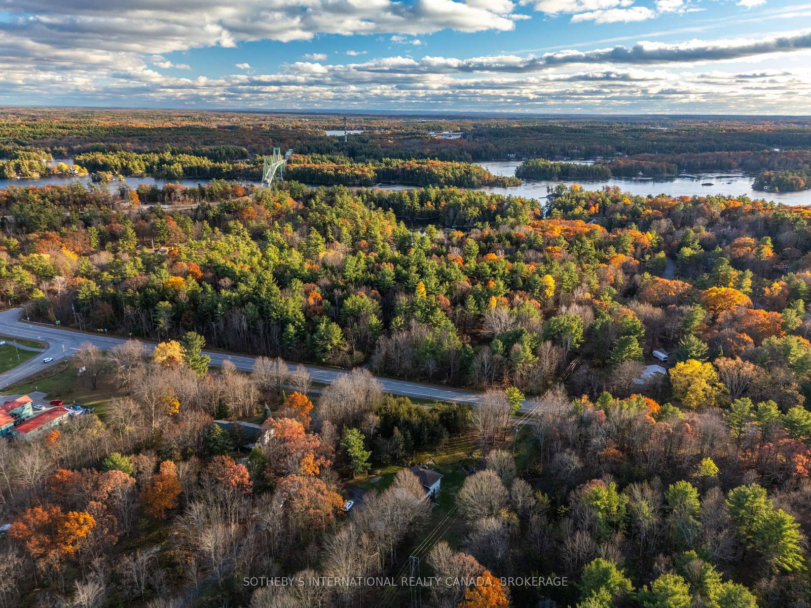 638 Thousand Islands Pky Parkway • Front of Leeds & Seeleys Bay, ON photo 4