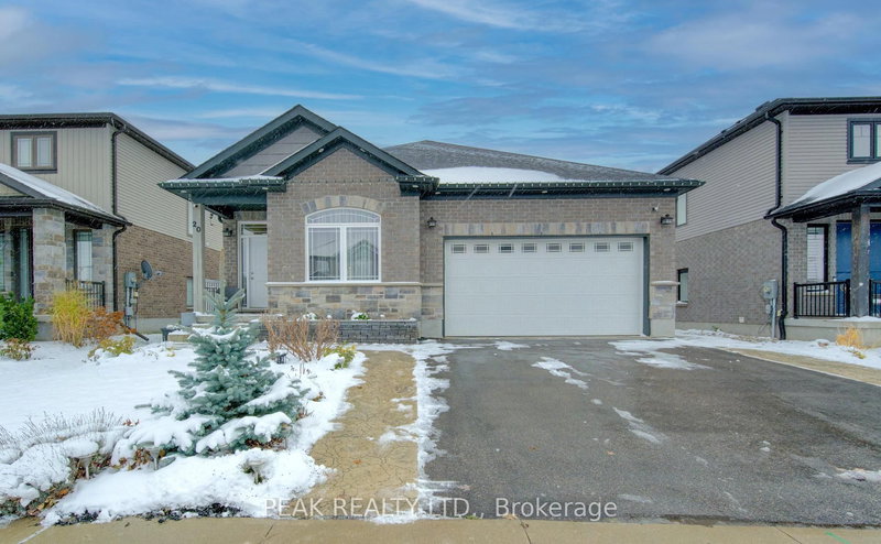 20 Stier Rd, Wilmot, N3A 4N7 | Image 2