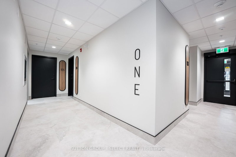 102 - 15 James St, South Huron, N0M 1S6 | Image 2