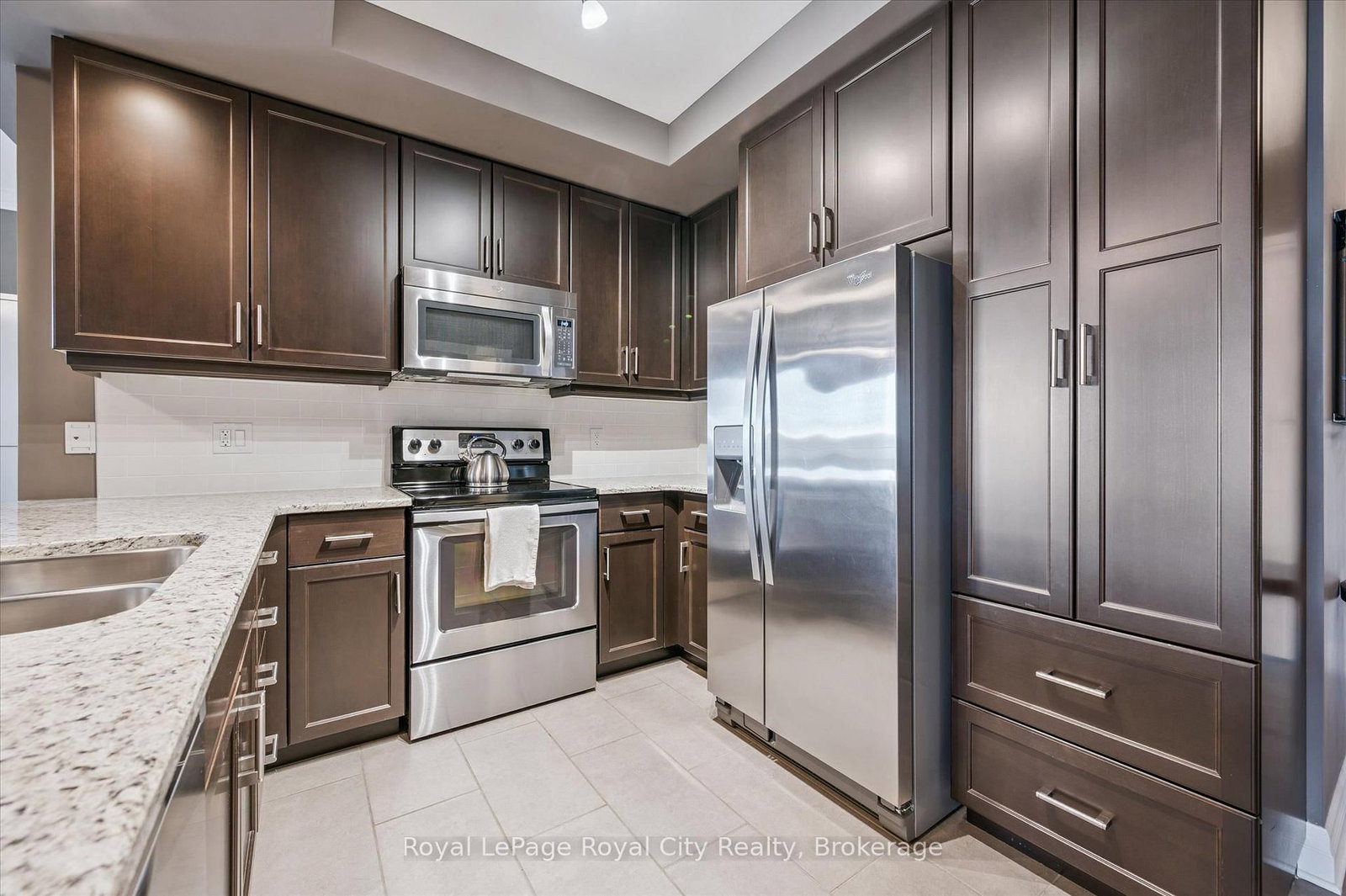 Condo for sale at 606-160 Macdonell Street, Guelph, Ontario, N1H 0A9 - Downtown - MLS: X12536322