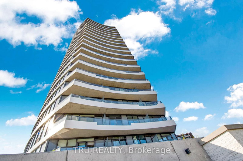 910 - 485 Richmond Rd, Ottawa, K2A 3W9 | Image 2