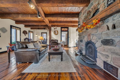 4766 Hyndman Drive — photo 5