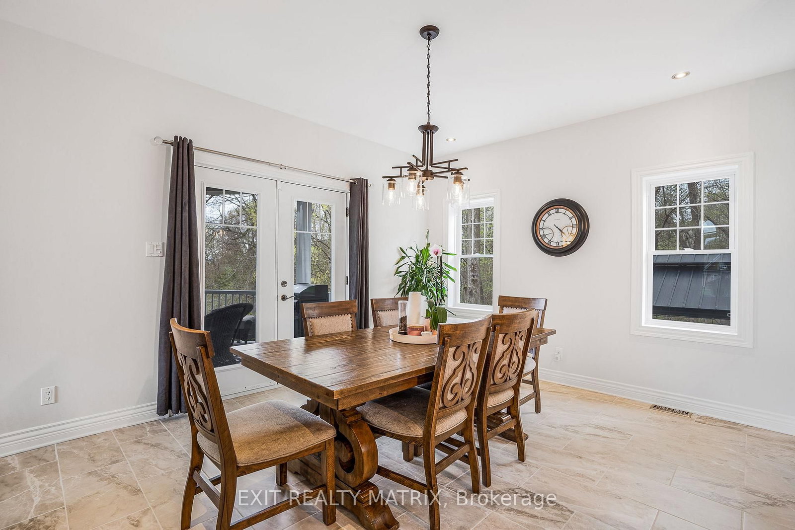 Detached House for sale at 5-64 Radstock Lane, Champlain, Ontario, K6A 2R2 - Champlain Twp - MLS: X12537048