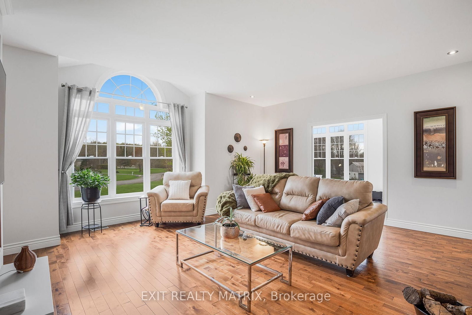 Detached House for sale at 5-64 Radstock Lane, Champlain, Ontario, K6A 2R2 - Champlain Twp - MLS: X12537048