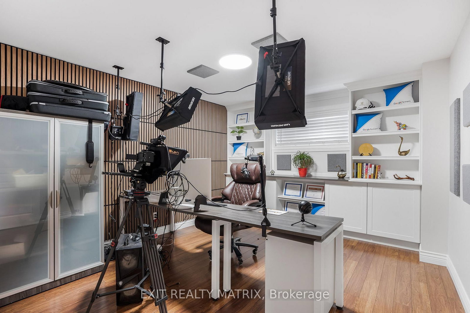 Detached House for sale at 5-64 Radstock Lane, Champlain, Ontario, K6A 2R2 - Champlain Twp - MLS: X12537048