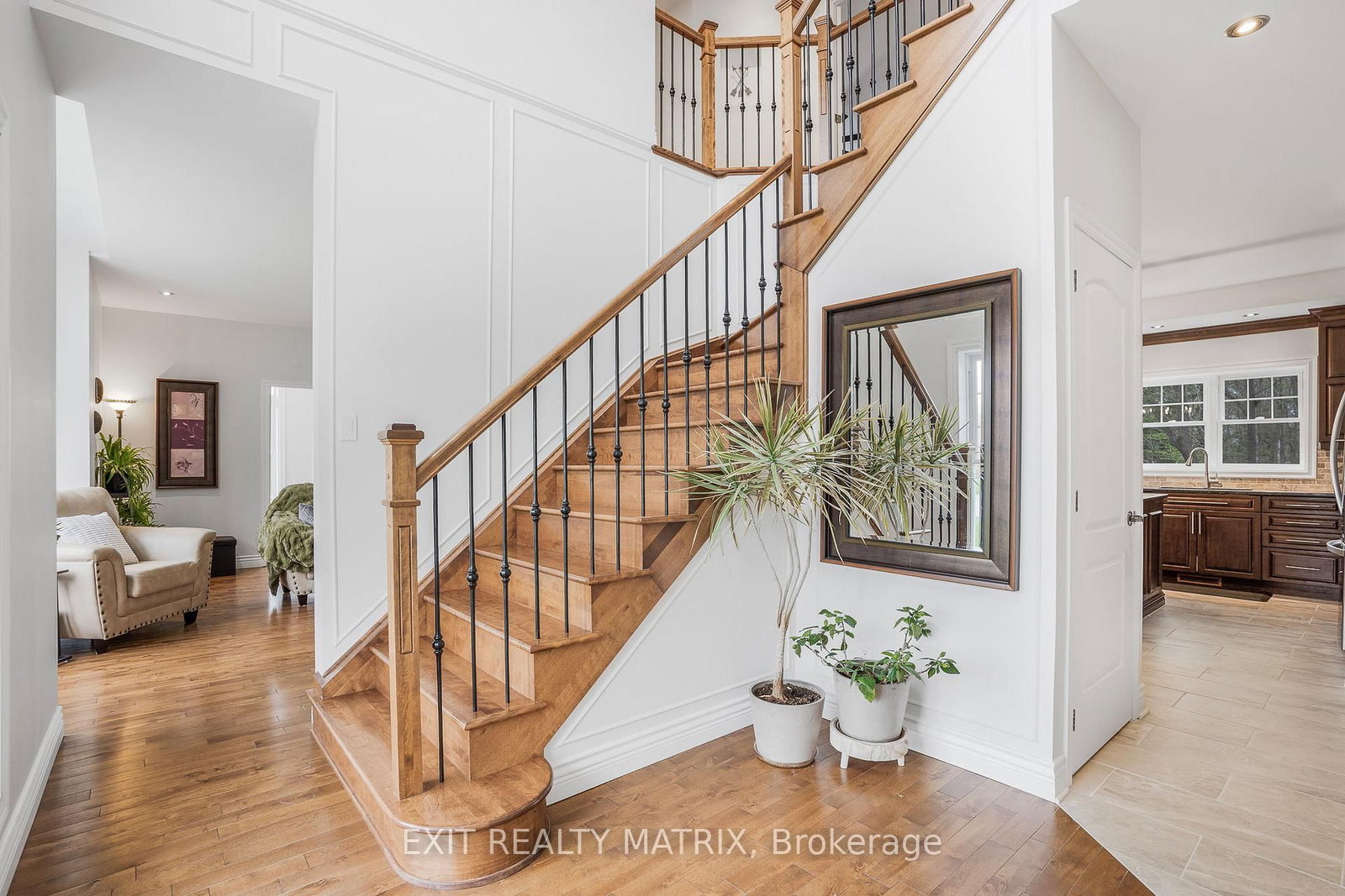 Detached House for sale at 5-64 Radstock Lane, Champlain, Ontario, K6A 2R2 - Champlain Twp - MLS: X12537048