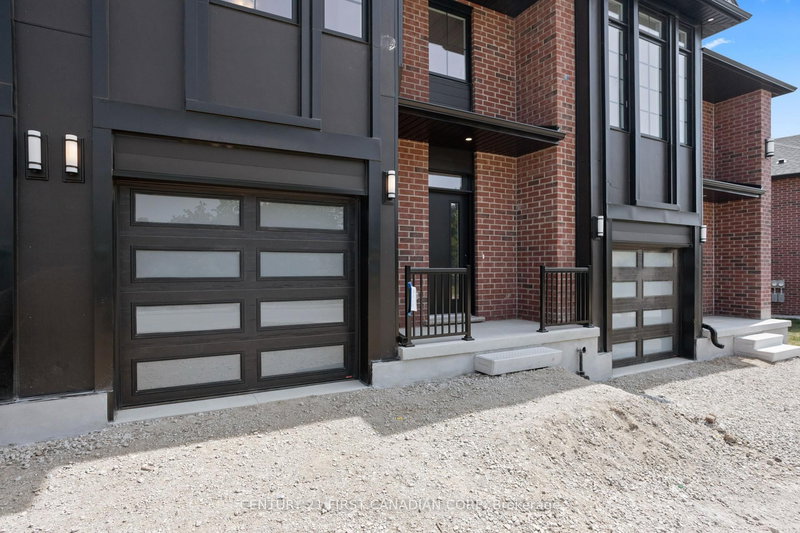 6981 Heathwoods Ave, London South, N6P 1H3 | Image 3