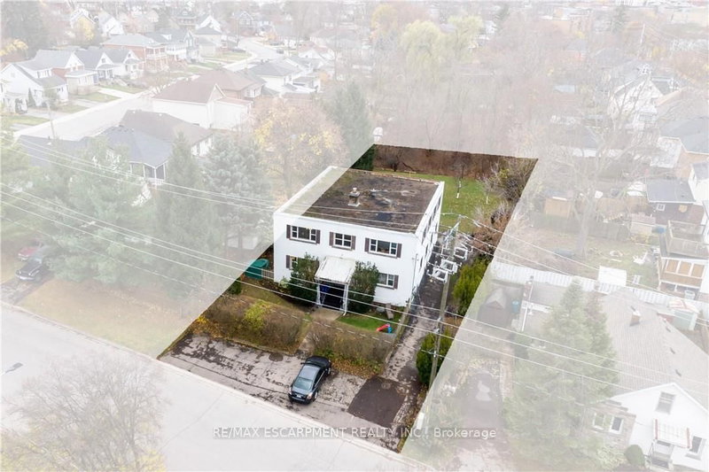 13 McMaster Ave, Welland, L3B 3S6 | Image 2