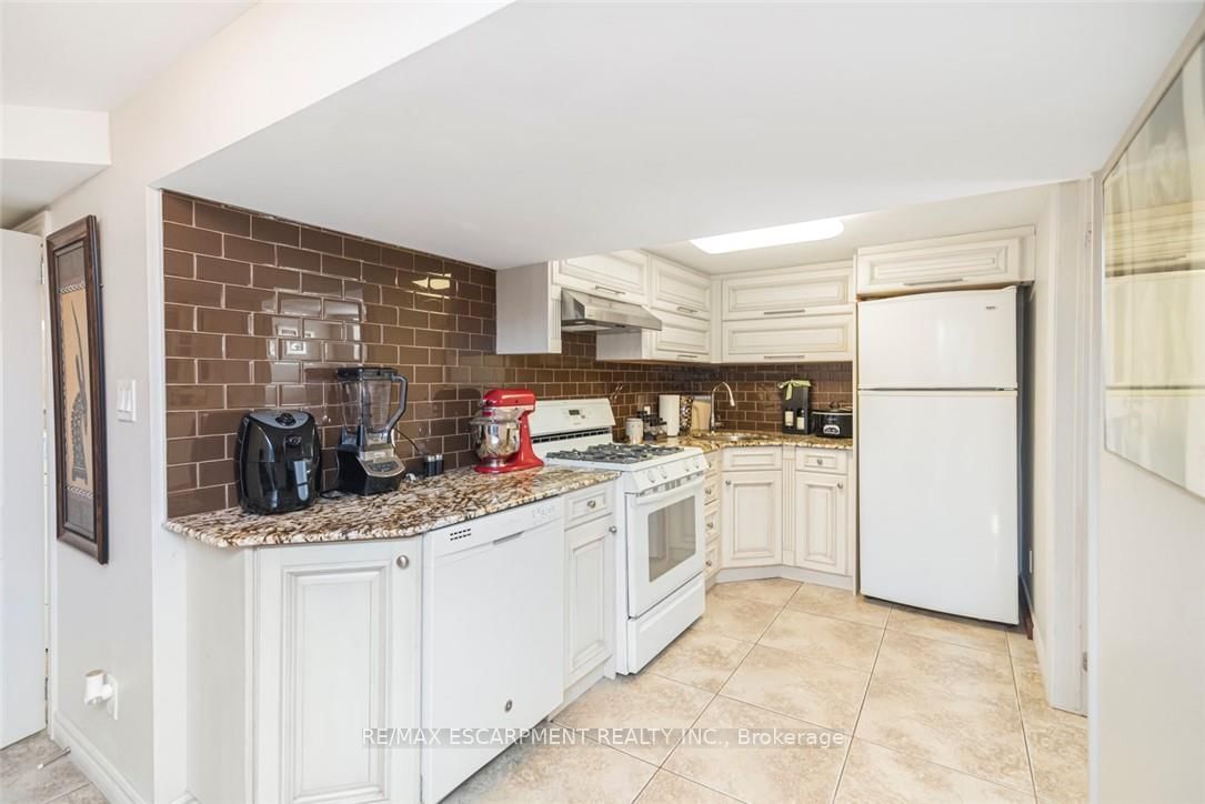 199 Kimberly Drive • Hamilton, ON photo 37