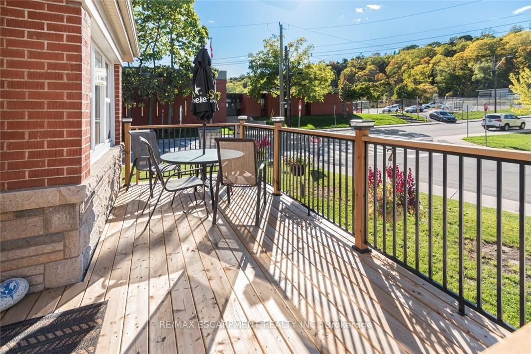 199 Kimberly Drive • Hamilton, ON photo 6