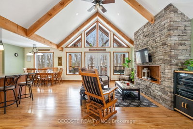 16471 Maple Street E — more photos