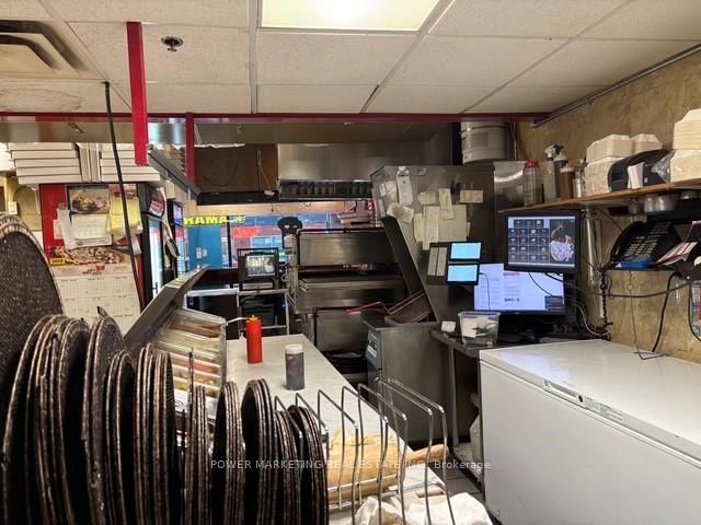 320 Bank Street - Photo 11