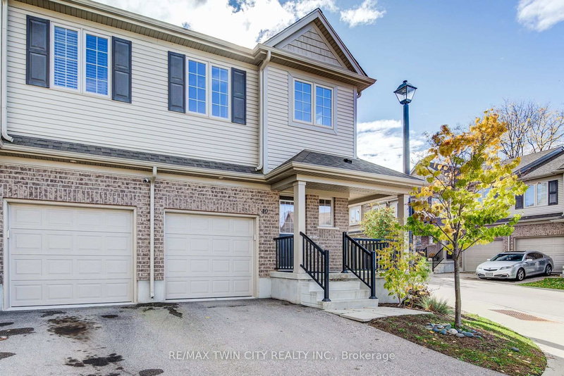40 - 50 Pinnacle Dr, Kitchener, N2P 1C5 | Image 2
