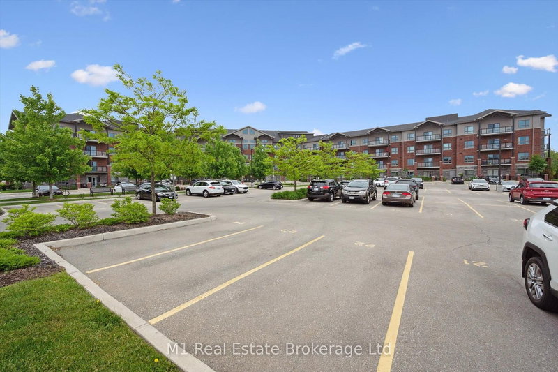 215 - 35 Kingsbury Sq, Guelph, N1L 1B3 | Image 3