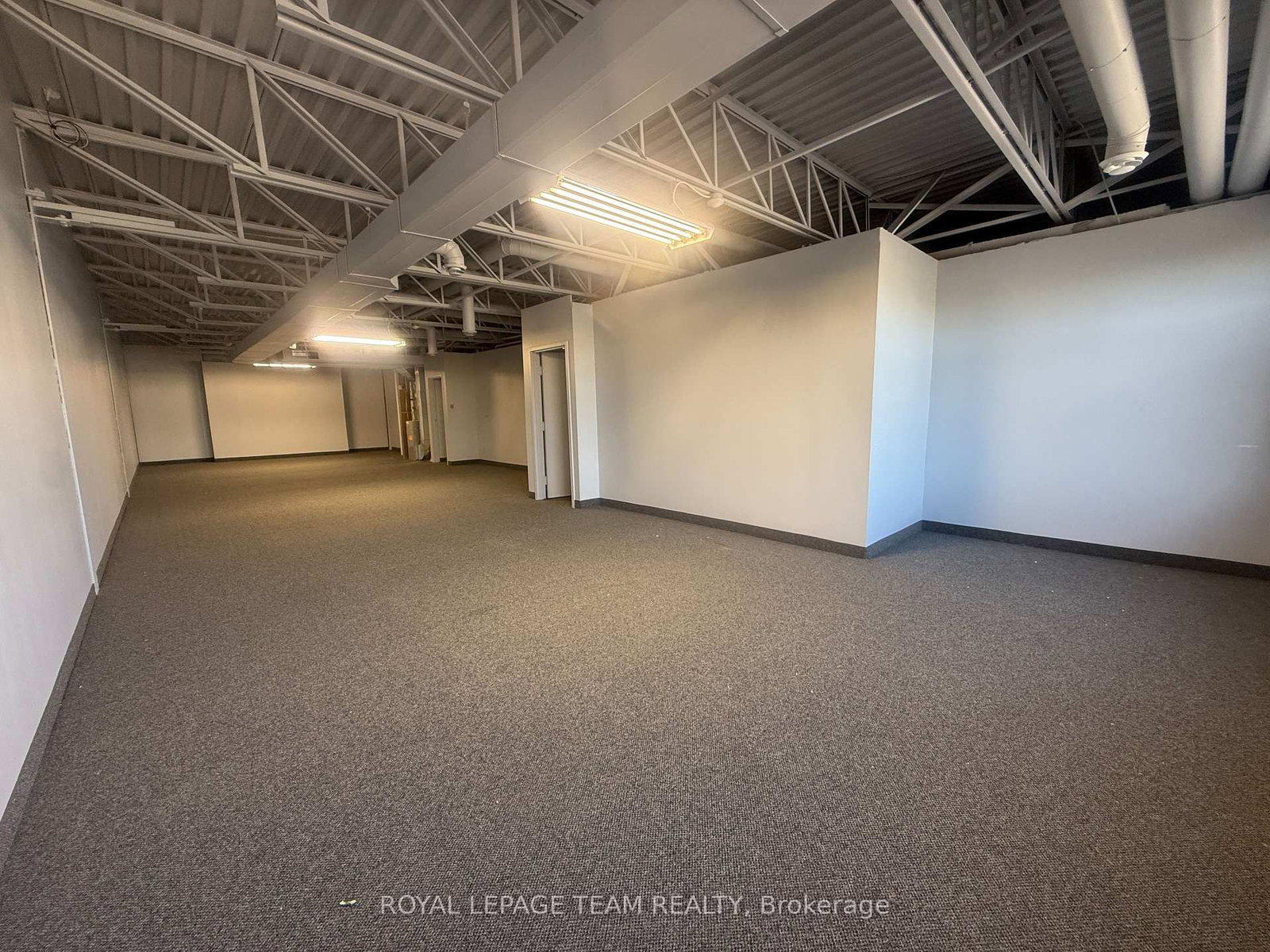 2212 Gladwin Crescent - Photo 7