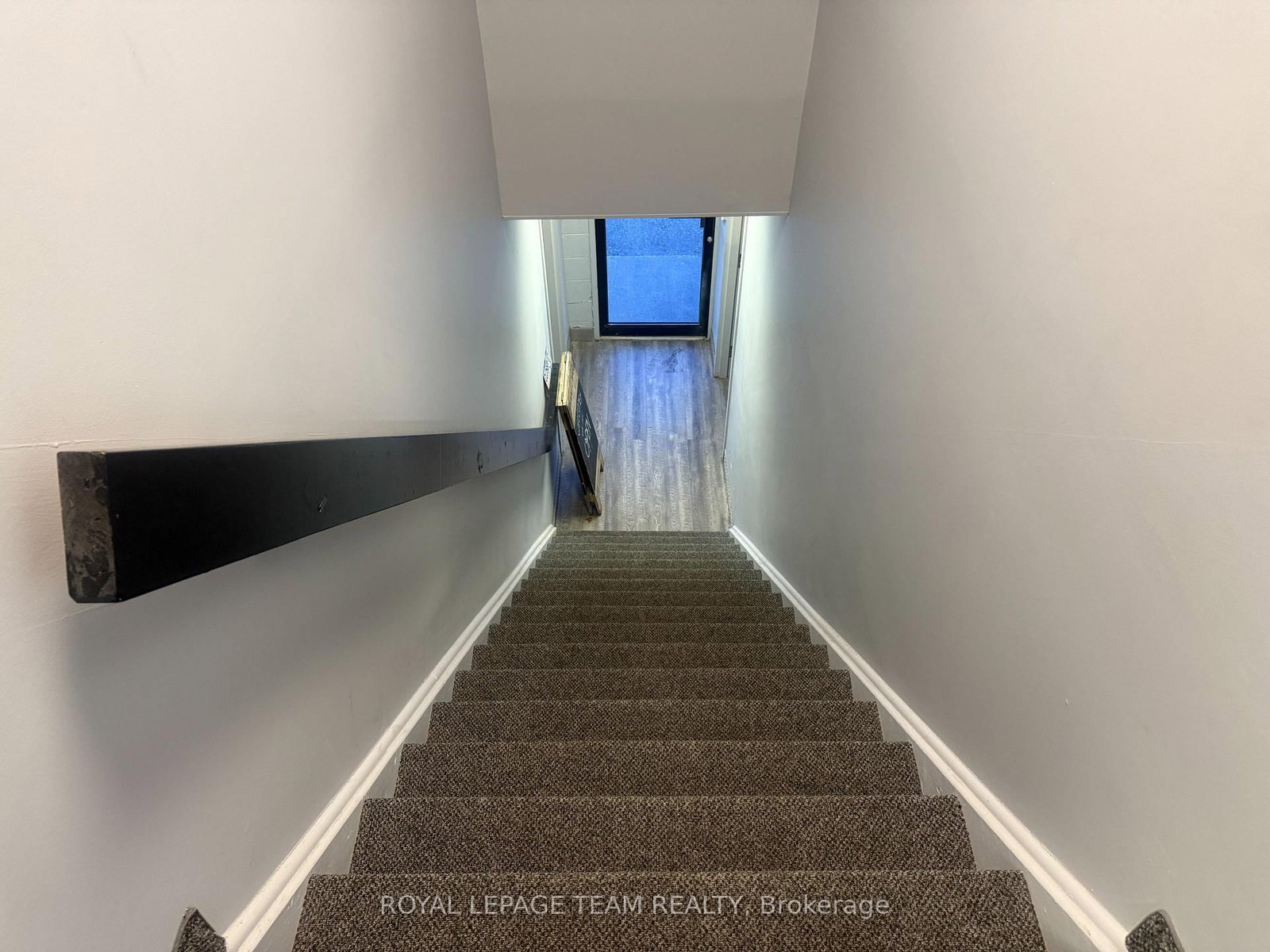 2212 Gladwin Crescent - Photo 9