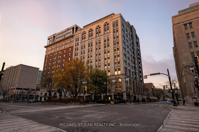 916 - 118 King Street E