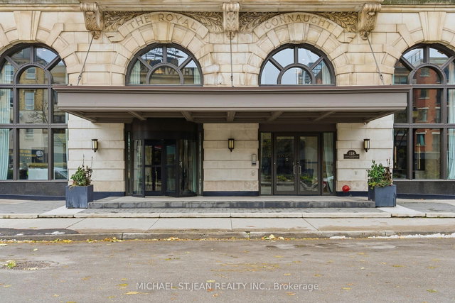 916 - 118 King Street E