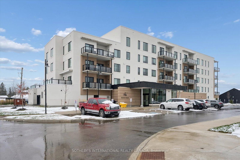 Penthouse 1 - 19A West St N, Kawartha Lakes, K0M 1N0 | Image 2