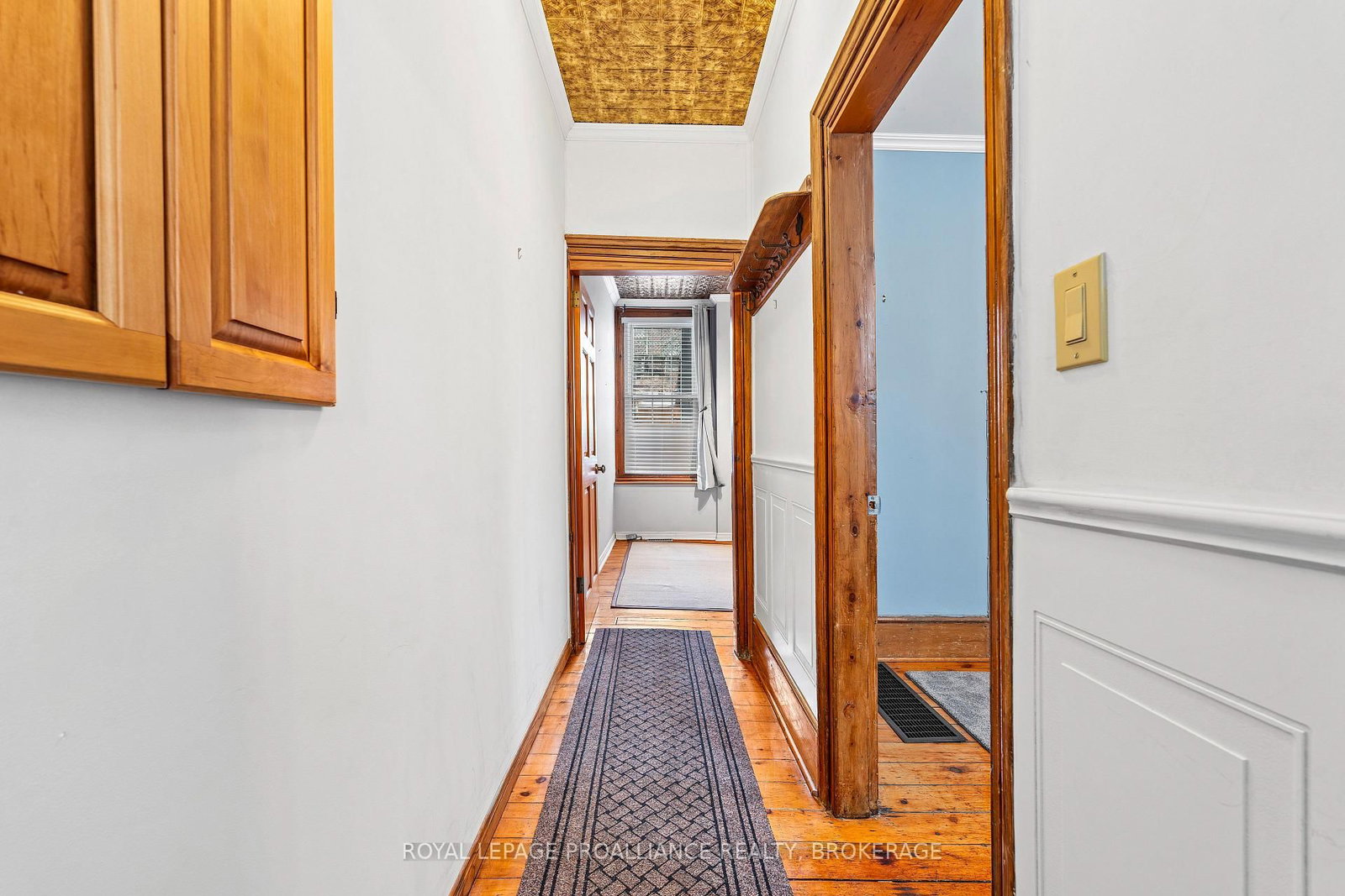 270 Wellington Street - Photo 6