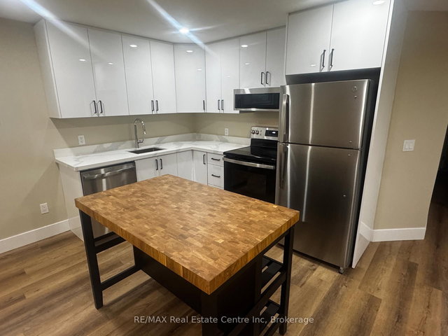 LOWER - B - 527 Main Street S