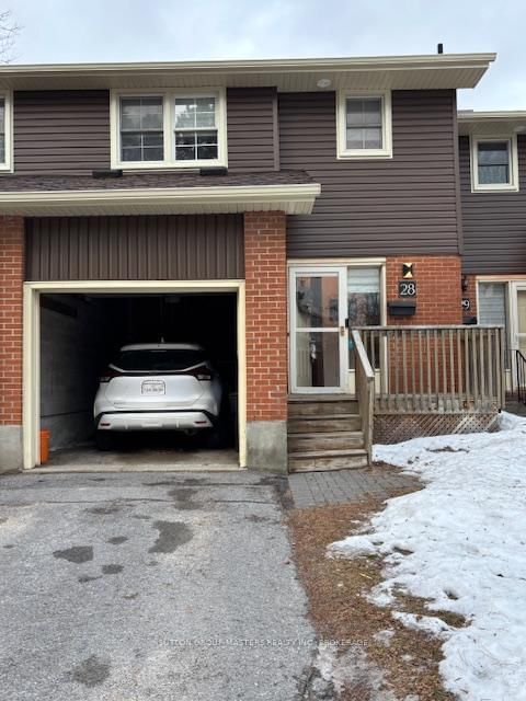 28 - 19 MacPherson Ave W, Kingston, K7M 6W4 | Image 2