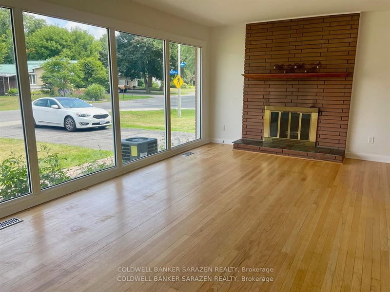 18 Stinson Ave, Ottawa, K2H 6N1 | Image 3