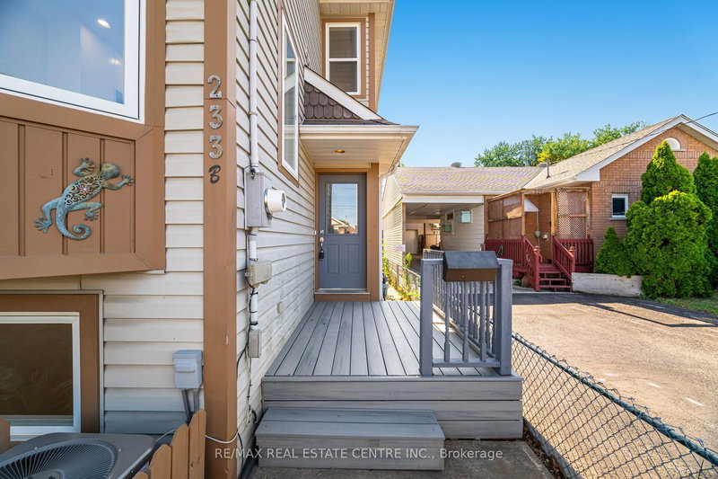 233B Vine St, St. Catharines, L2M 4S9 | Image 2