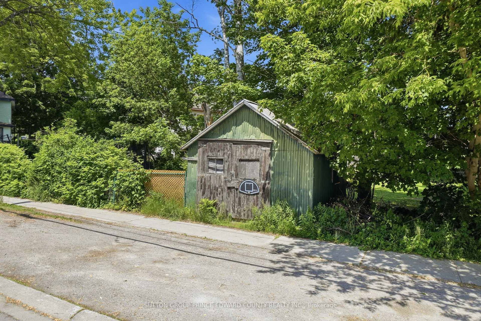 Listing Image 46