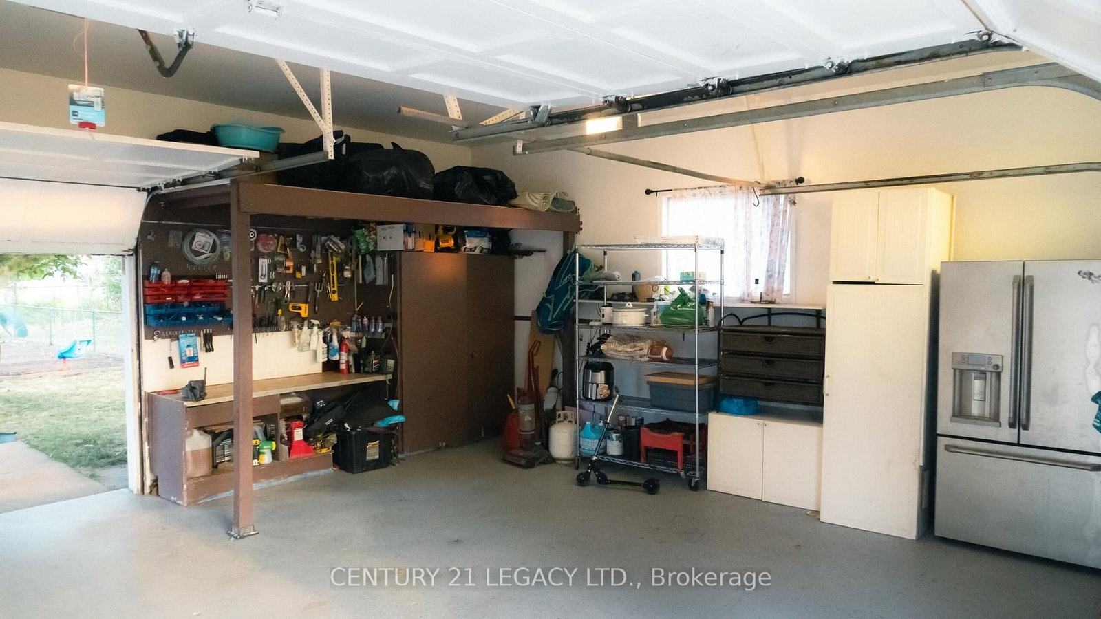 Listing Image 33