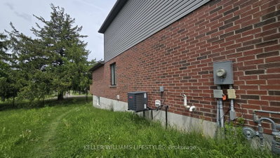 1301 Michael Circle — photo 3