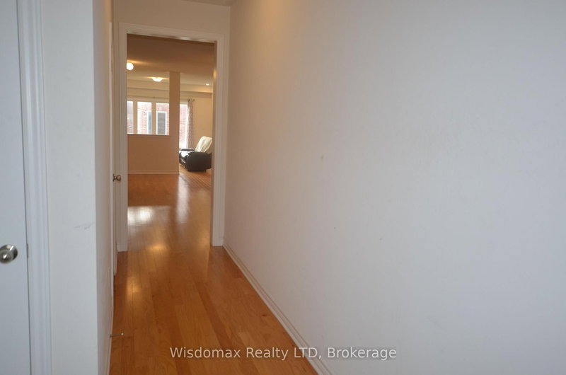 29 Palace St, Thorold, L2V 0J7 | Image 3