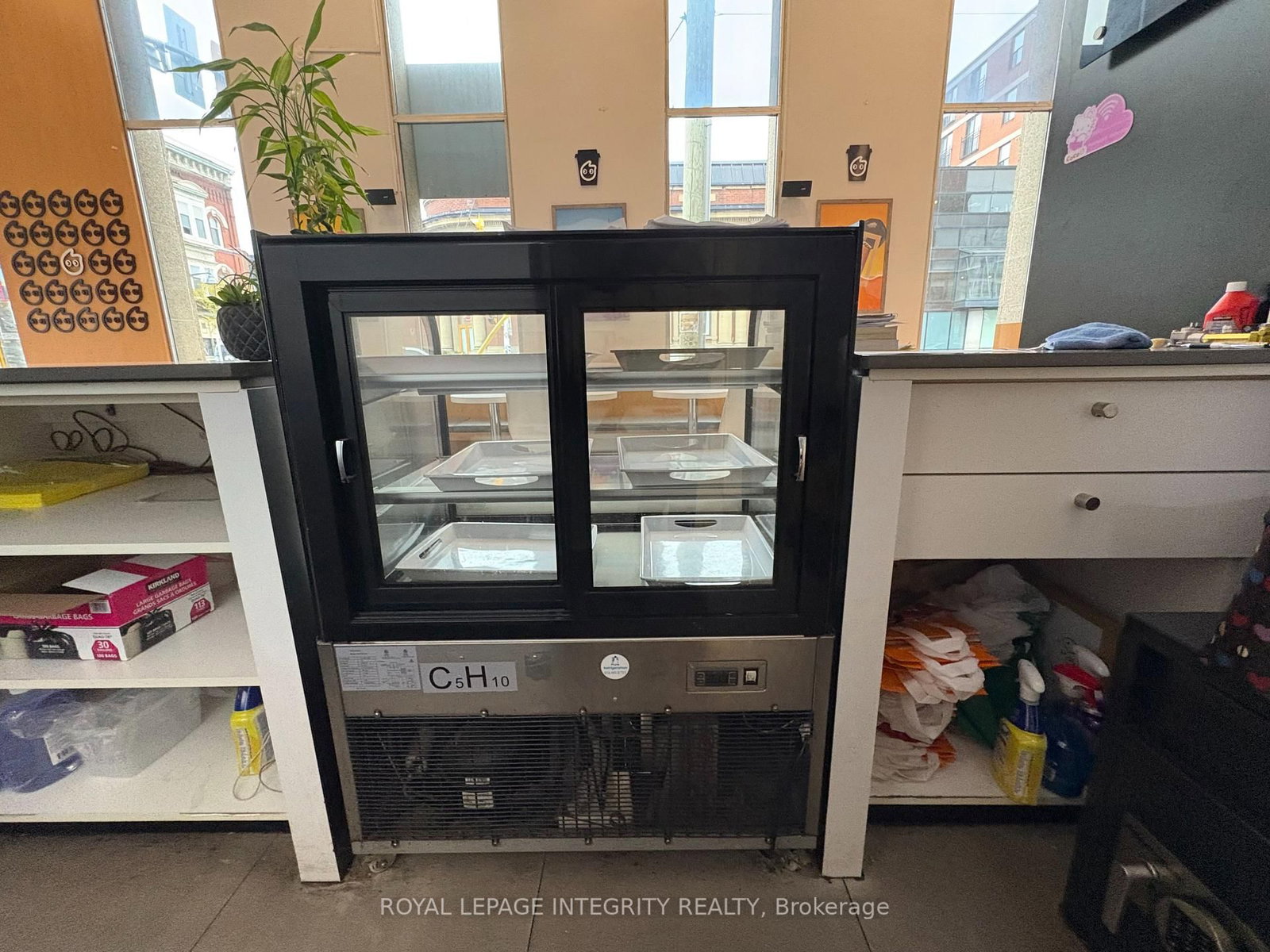 290 Bank Street - Photo 14